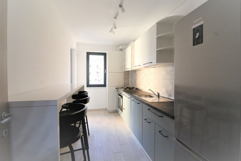 NERVA TRAIAN - ROKA RESIDENCE - MOBILAT MODERN, GARAJ