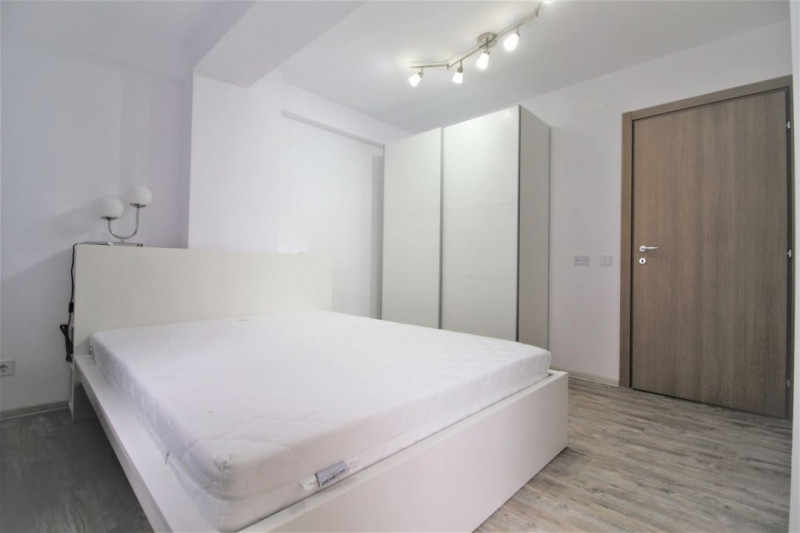 NERVA TRAIAN - ROKA RESIDENCE - MOBILAT MODERN, GARAJ