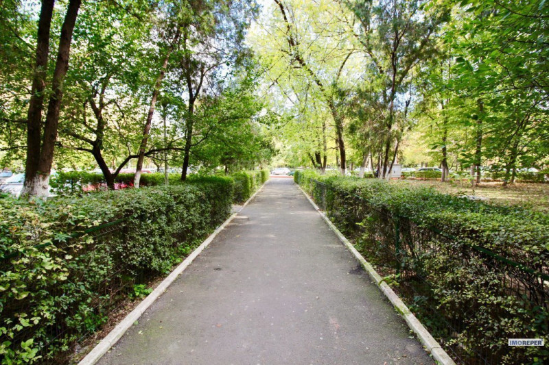 TITAN - METROU COSTIN GEORGIAN, GARSONIERA MOBILATA!
