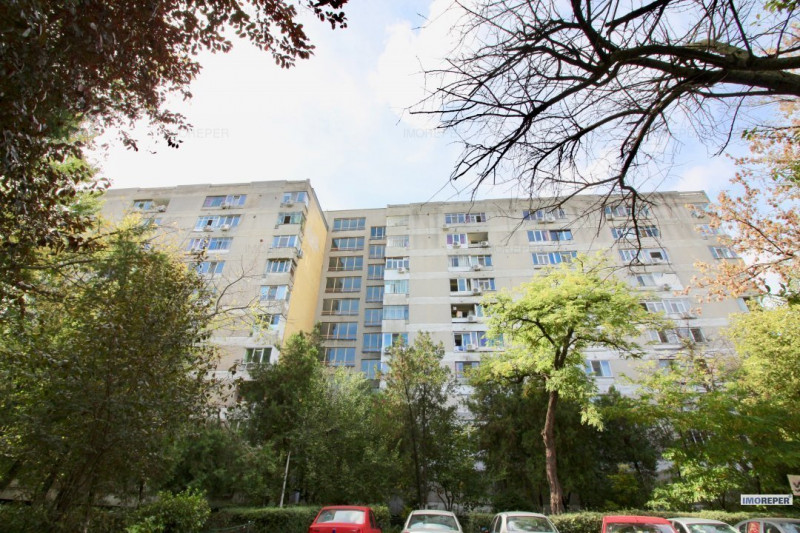 TITAN - METROU COSTIN GEORGIAN, GARSONIERA MOBILATA!