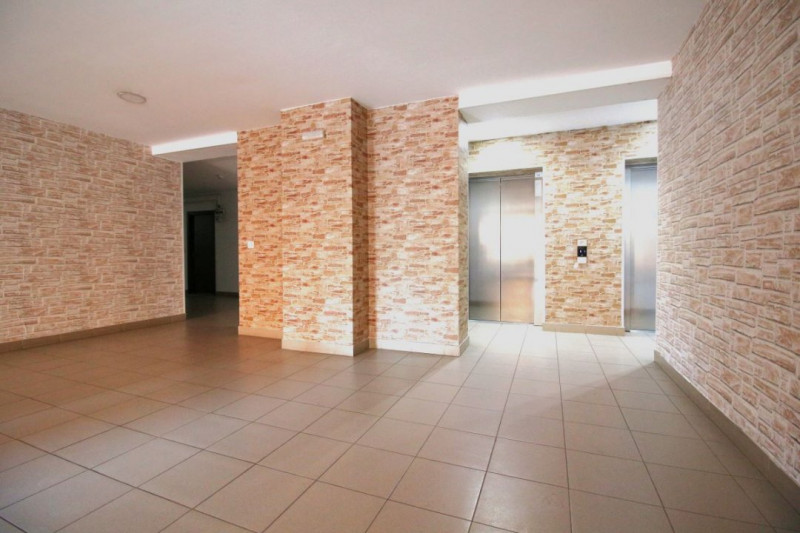 METROU N. TECLU -PALLADIUM RESIDENCE- GATA DE MUTAT, ET.2