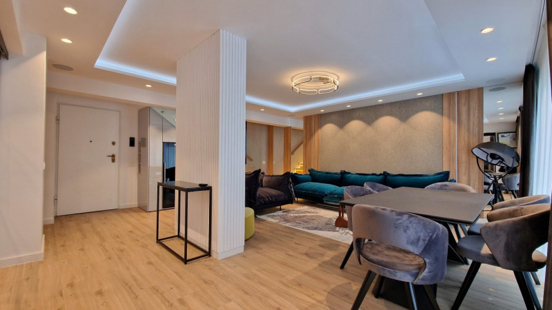 Bd. Marasesti - Penthouse Duplex, mobilat si utilat modern, prima inchiriere