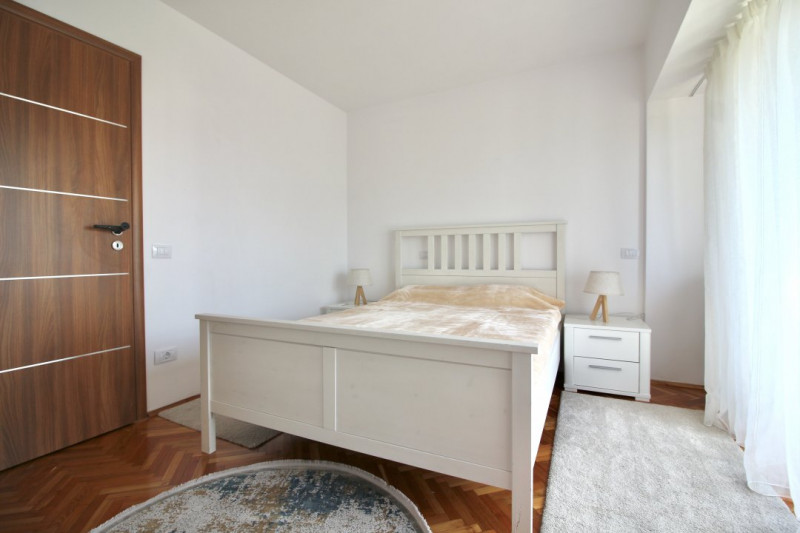UNIRII - VIS A VIS ZEPTER, APARTAMENT SPATIOS, ELEGANT, MODERN! 