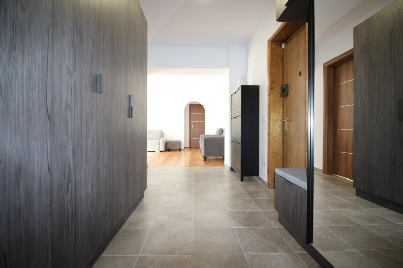UNIRII - VIS A VIS ZEPTER, APARTAMENT SPATIOS, ELEGANT, MODERN! 