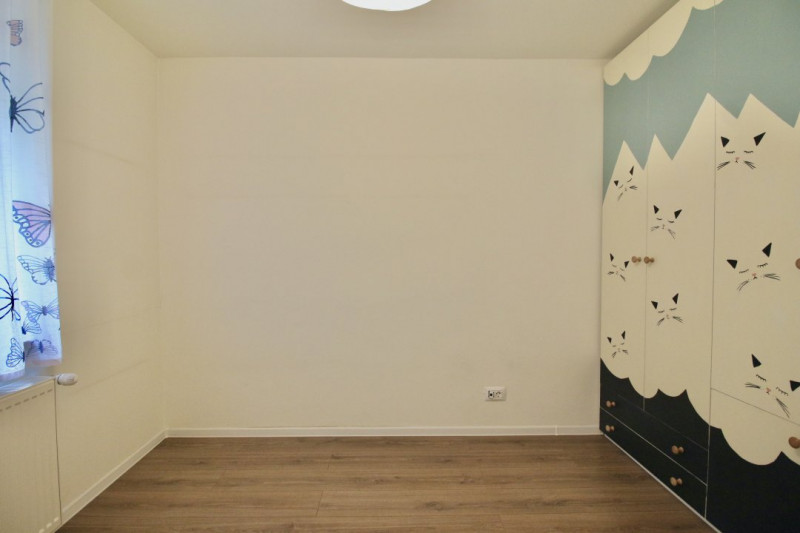 CAMIL RESSU-FIZICIENILOR,  DESIGN DEOSEBIT, LOC DE PARCARE!