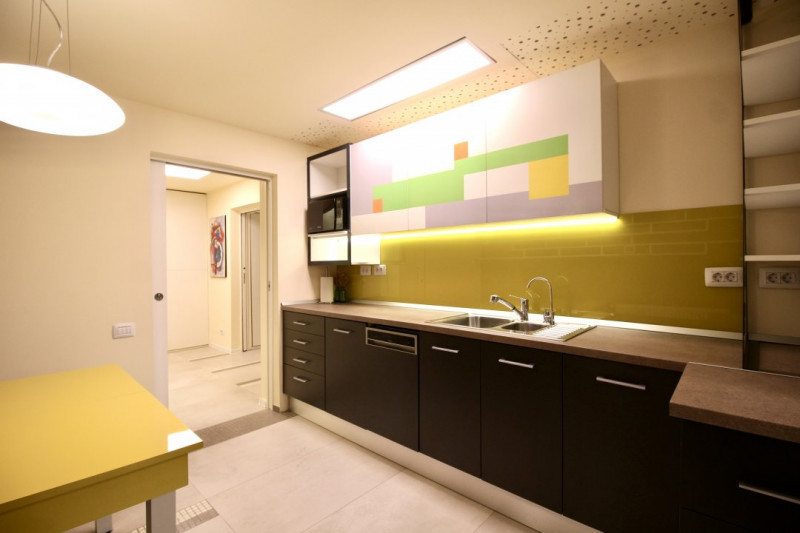 CAMIL RESSU-FIZICIENILOR,  DESIGN DEOSEBIT, LOC DE PARCARE!