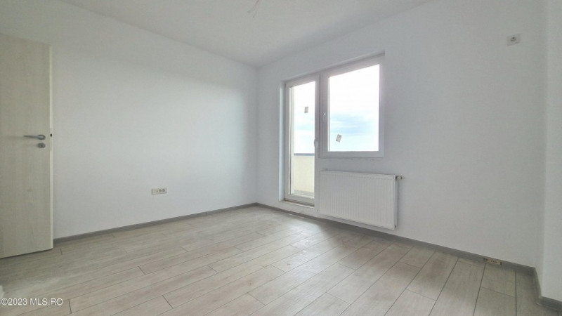 Titan Sun Park 7, Apartament Decomandat cu Terasa de 53 mp!