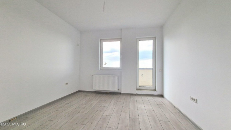 Titan Sun Park 7, Apartament Decomandat cu Terasa de 53 mp!