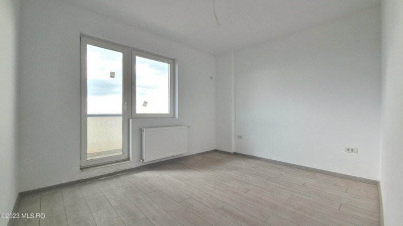 Titan Sun Park 7, Apartament Decomandat cu Terasa de 53 mp!