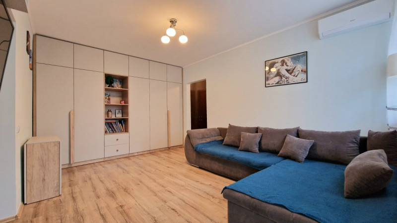 Ion Mihalache, Lainici - Apartament Renovat Modern, Etaj 1