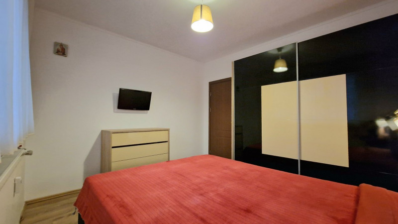 Ion Mihalache, Lainici - Apartament Renovat Modern, Etaj 1