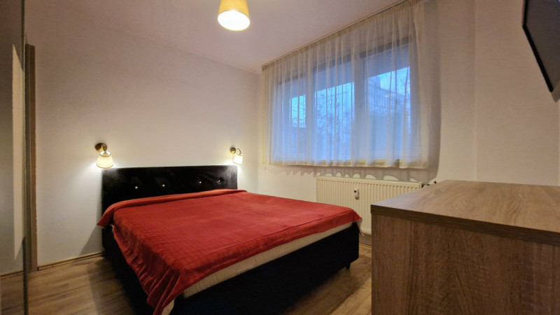 Ion Mihalache, Lainici - Apartament Renovat Modern, Etaj 1