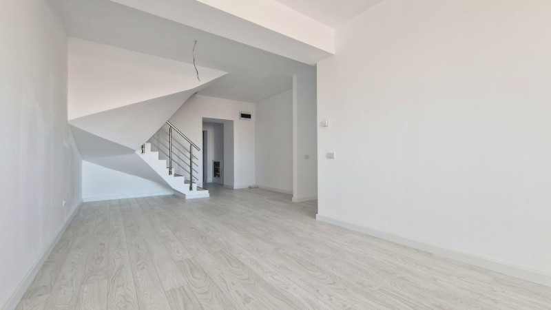 Penthouse Duplex 2025, 134 mp, SunLake Residence