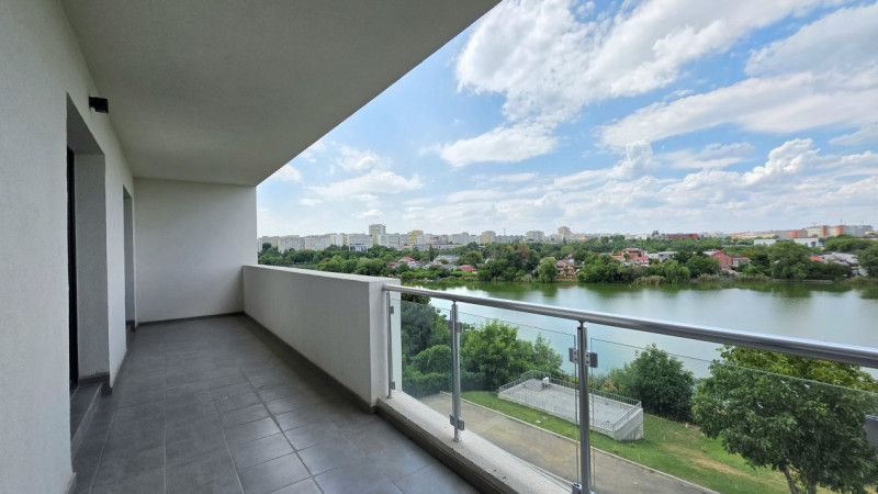 APARTAMENT CU TERASA GENEROASA SI VEDERE UNICA CATRE LAC