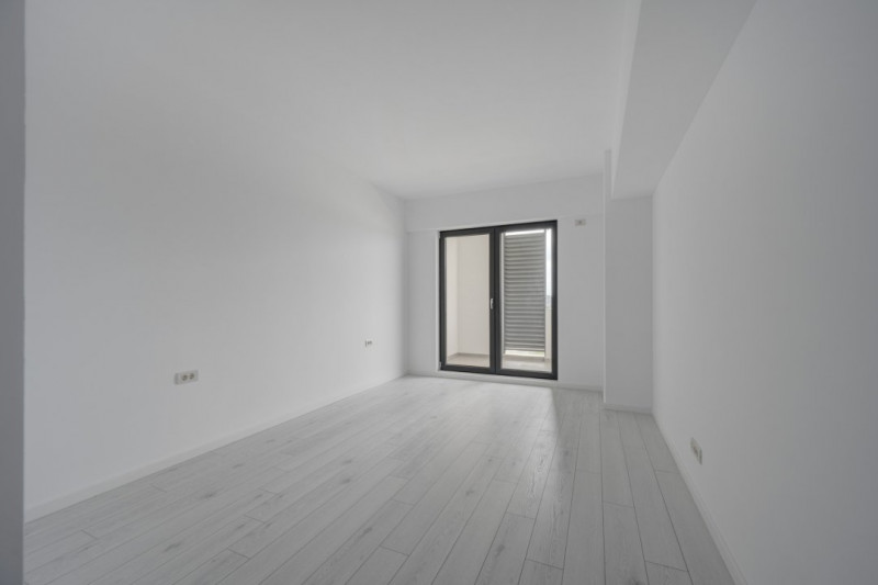 APARTAMENT CU TERASA GENEROASA SI VEDERE UNICA CATRE LAC