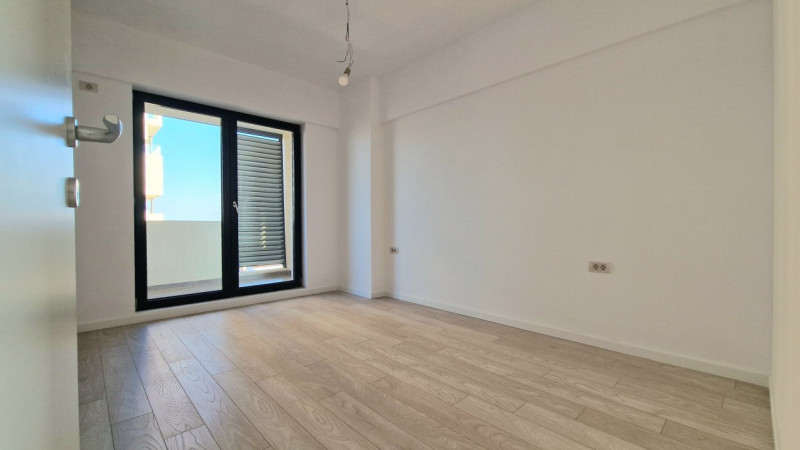 Apartament Modern cu Vedere la Lac - Complex Privat pe Malul Lacului    