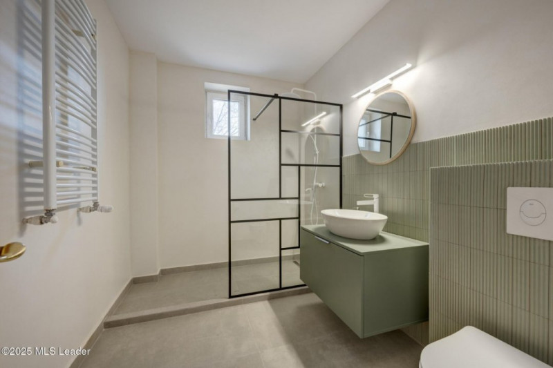 Voluntari, Revolutiei, Vila 2006, 560 mp, teren 1120mp