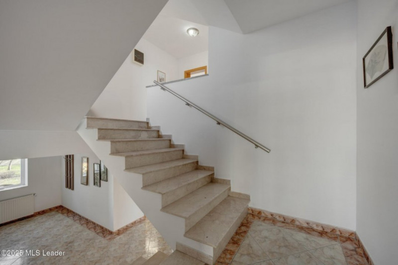 Voluntari, Revolutiei, Vila 2006, 560 mp, teren 1120mp