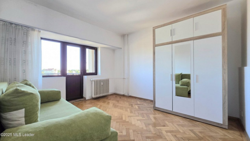 Libertatii - Regina Maria, 3 Camere Decomandat, Panorama