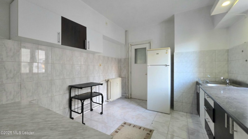 Libertatii - Regina Maria, 3 Camere Decomandat, Panorama