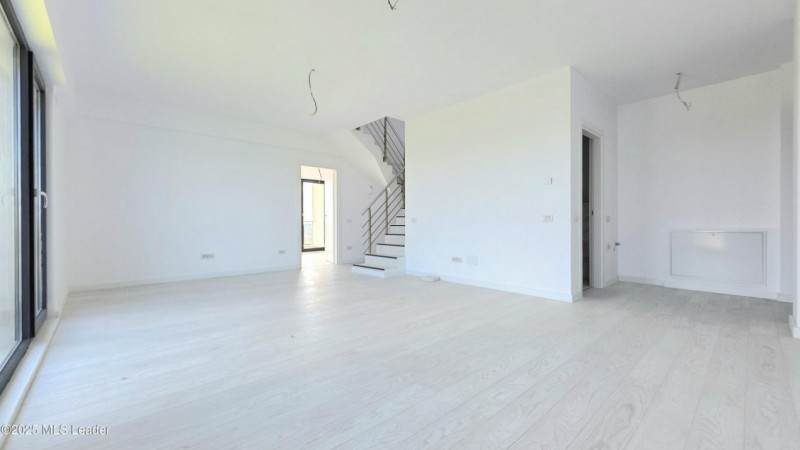 Penthouse Duplex, SunLake Residence, Panorama Superba