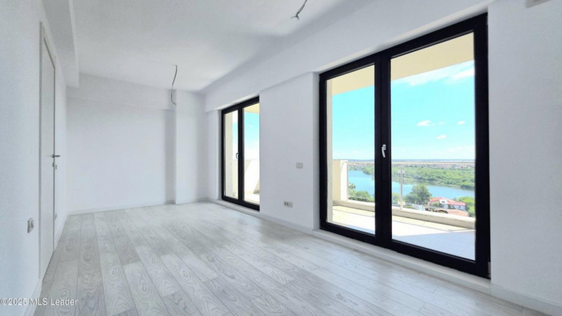 Penthouse Duplex, SunLake Residence, Panorama Superba