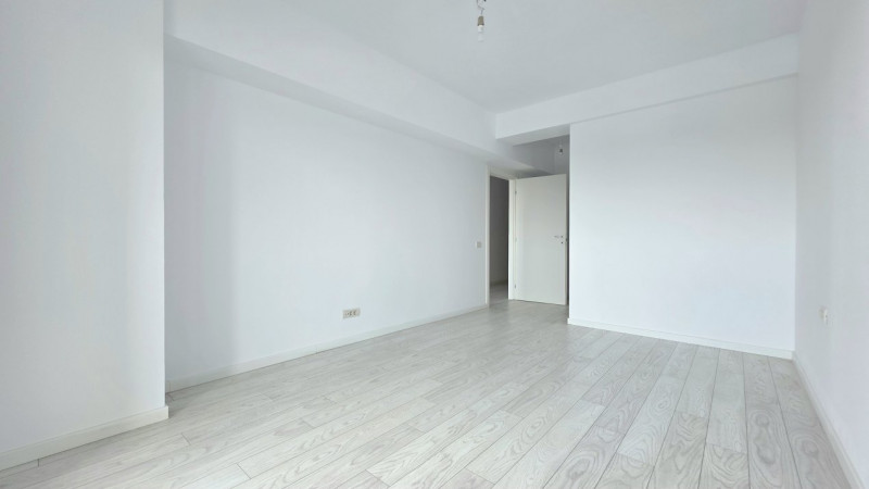 APARTAMENT CU TERASA GENEROASA SI VEDERE UNICA CATRE LAC