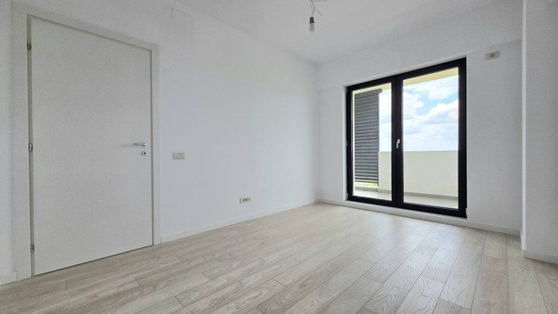 APARTAMENT CU TERASA GENEROASA SI VEDERE UNICA CATRE LAC