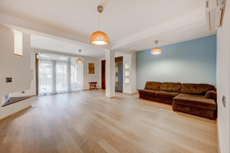 Pipera - Domus Stil - Vila 320 mp, liniste si siguranta!