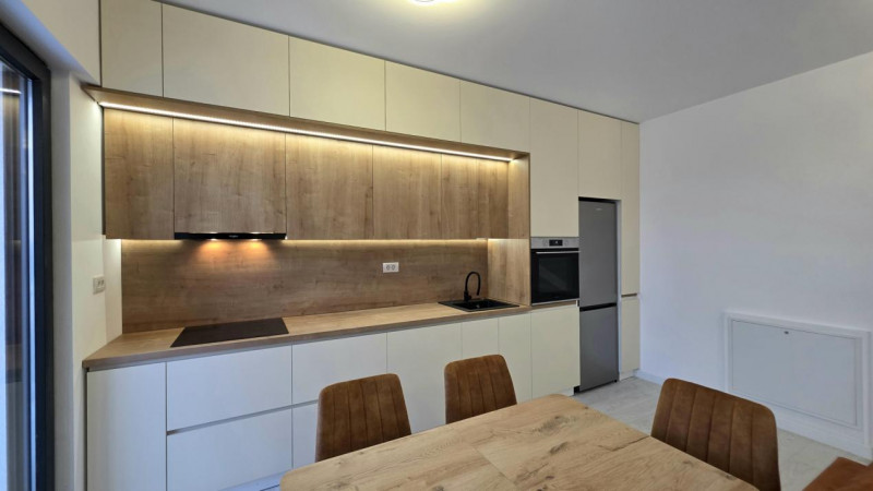 SunLake Residence, Mobilat Utilat, Parcare - Prima inchiriere