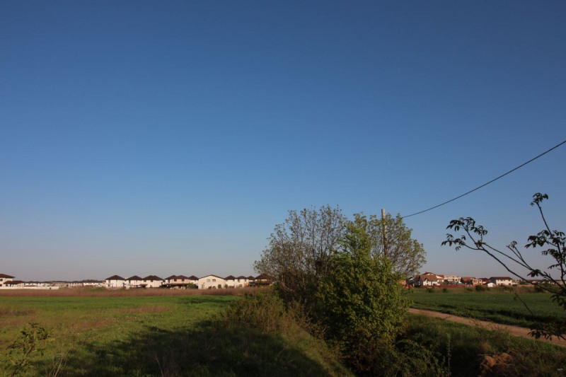 OTOPENI - ODAI, STEFAN CEM MARE, PARCELA 660mp!