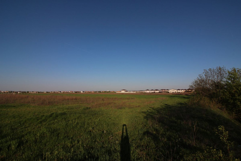 OTOPENI - ODAI, STEFAN CEM MARE, PARCELA 660mp!