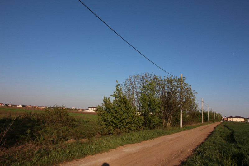 OTOPENI - ODAI, STEFAN CEM MARE, PARCELA 660mp!