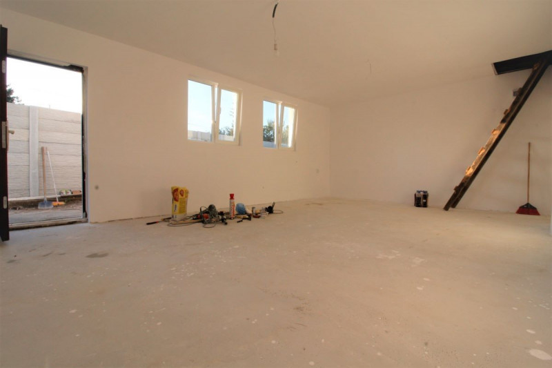 TUNARI - PRIMARIE - CASA PARTER 90 MP UTILI, TEREN 300 MP!