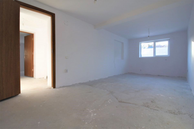 TUNARI - CENTRU - CASA PARTER - FINISAJE LA ALEGERE!