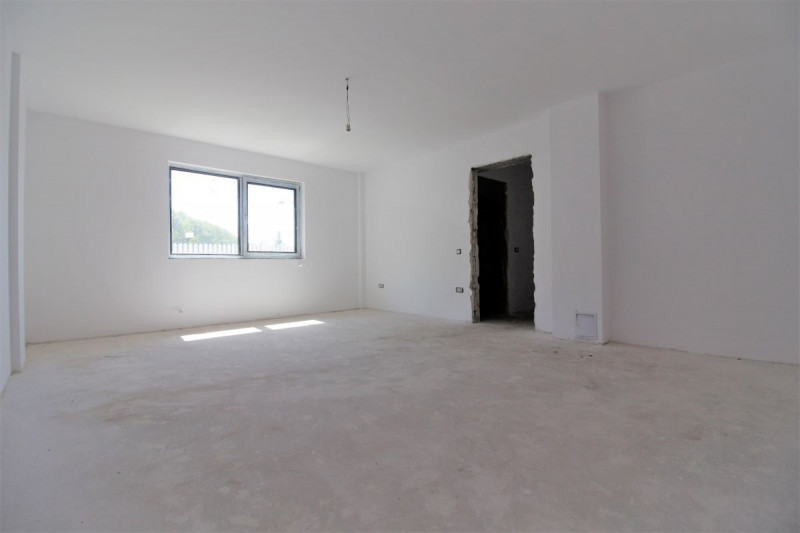 MOGOSOAIA - PADURE, VILA DUPLEX, STRADA ASFALTATA, CANALIZARE